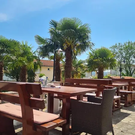 Vikendica Villa Carpe Diem